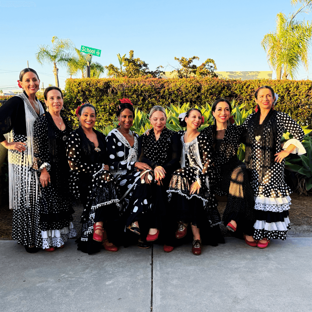 Peña Show 2024 outside group